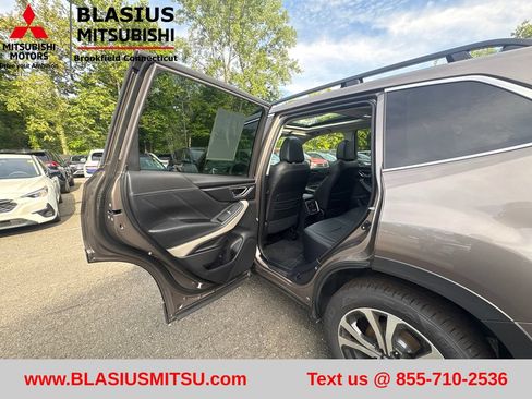 Used 2024 Subaru Forester Limited AWD/4WD image 20