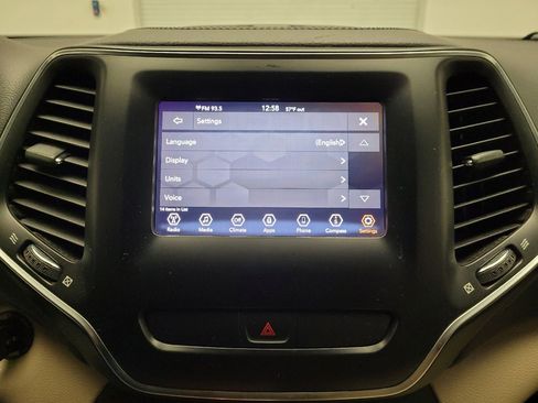 Used 2020 Jeep Cherokee Latitude image 25