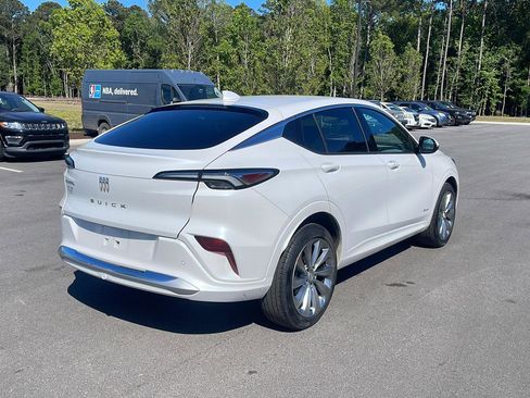 Used 2025 Buick Envista Avenir image 7