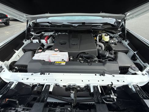New 2026 Toyota Tundra SR5 image 7