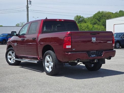 Used 2020 RAM 1500 Express w/ Express Value Package AWD/4WD image 5