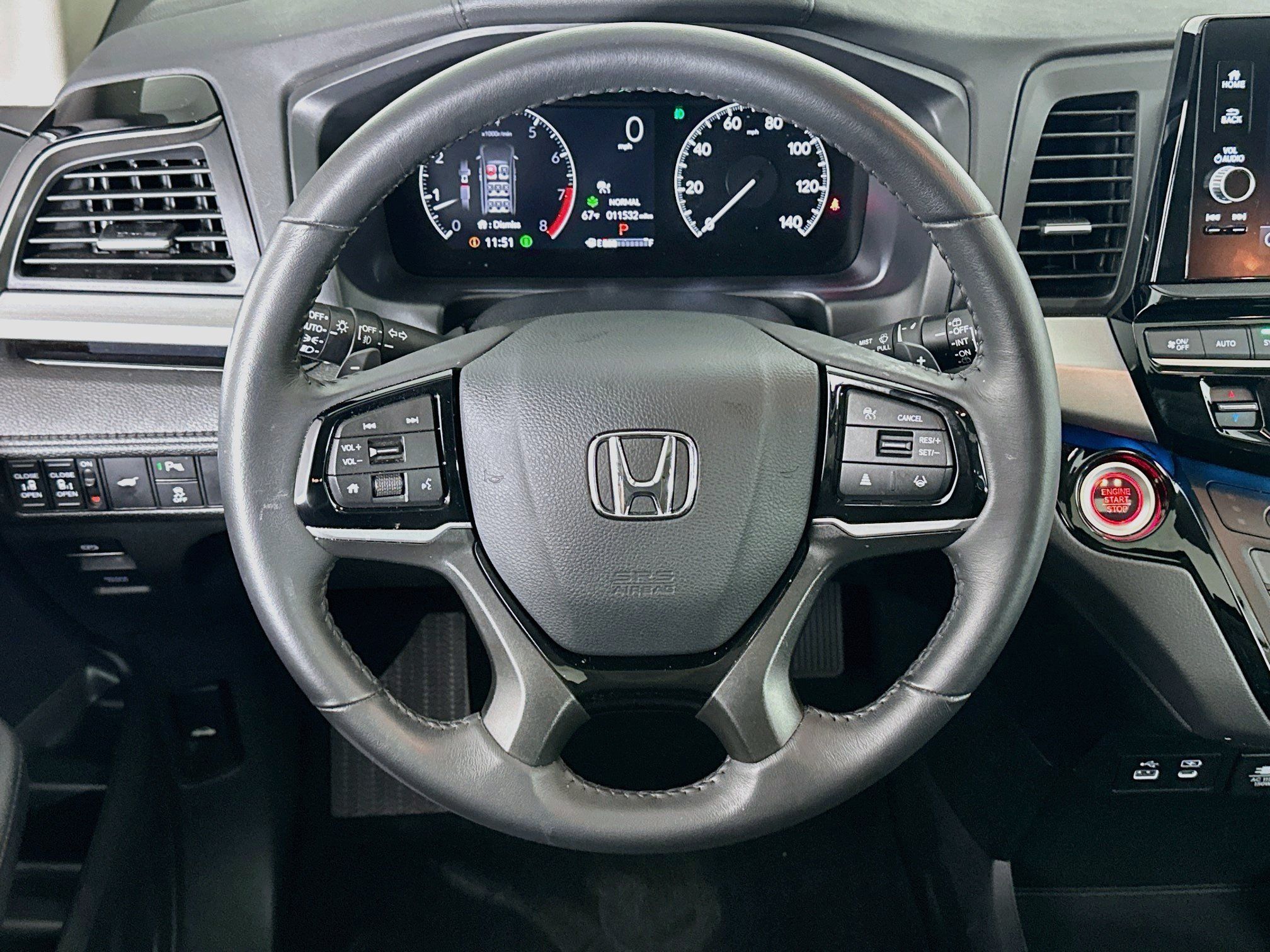 Used 2025 Honda Odyssey Touring image 18