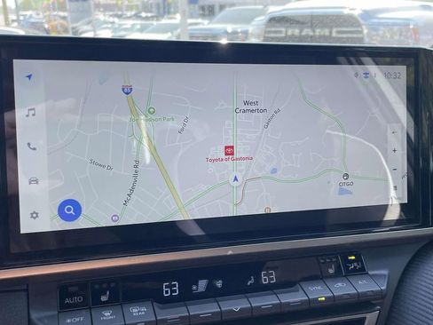 Used 2026 Toyota Camry SE w/ Multimedia Upgrade Package image 24