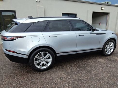 Used 2019 Land Rover Range Rover Velar R-Dynamic HSE image 8