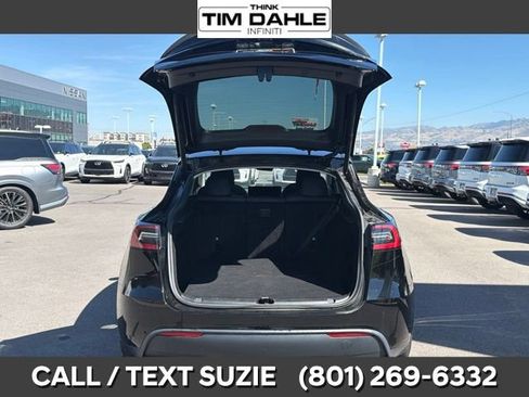Used 2023 Tesla Model Y Performance AWD/4WD image 9
