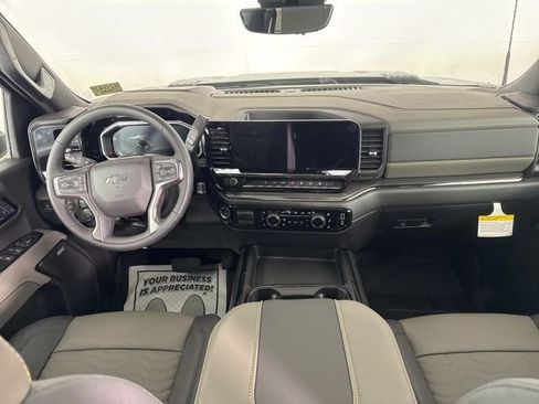 New 2026 Chevrolet Silverado 2500 ZR2 image 21