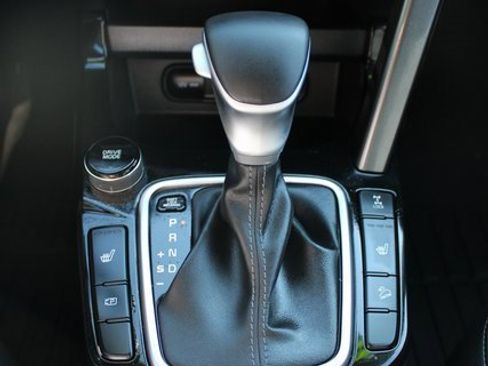 Certified 2024 Kia Seltos X-Line image 15