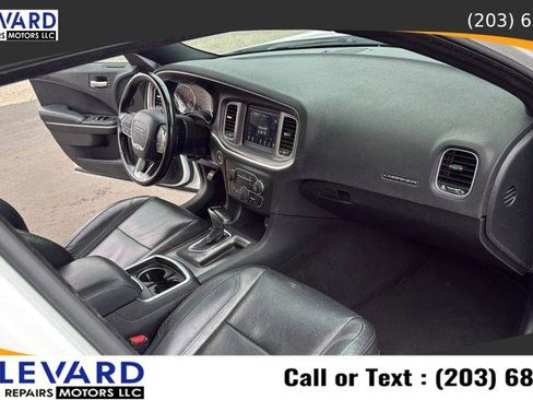 Used 2022 Dodge Charger SXT w/ Leather Interior Group RWD image 39