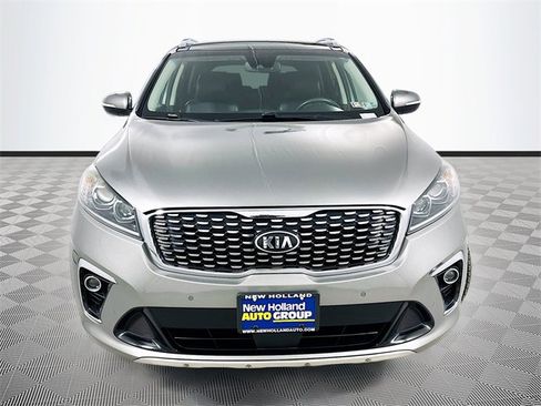 Used 2019 Kia Sorento SX image 2