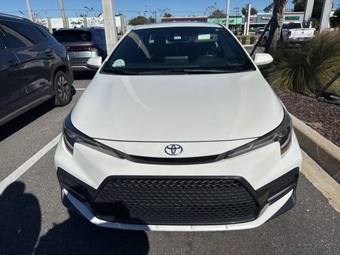 Used 2020 Toyota Corolla XSE image 2
