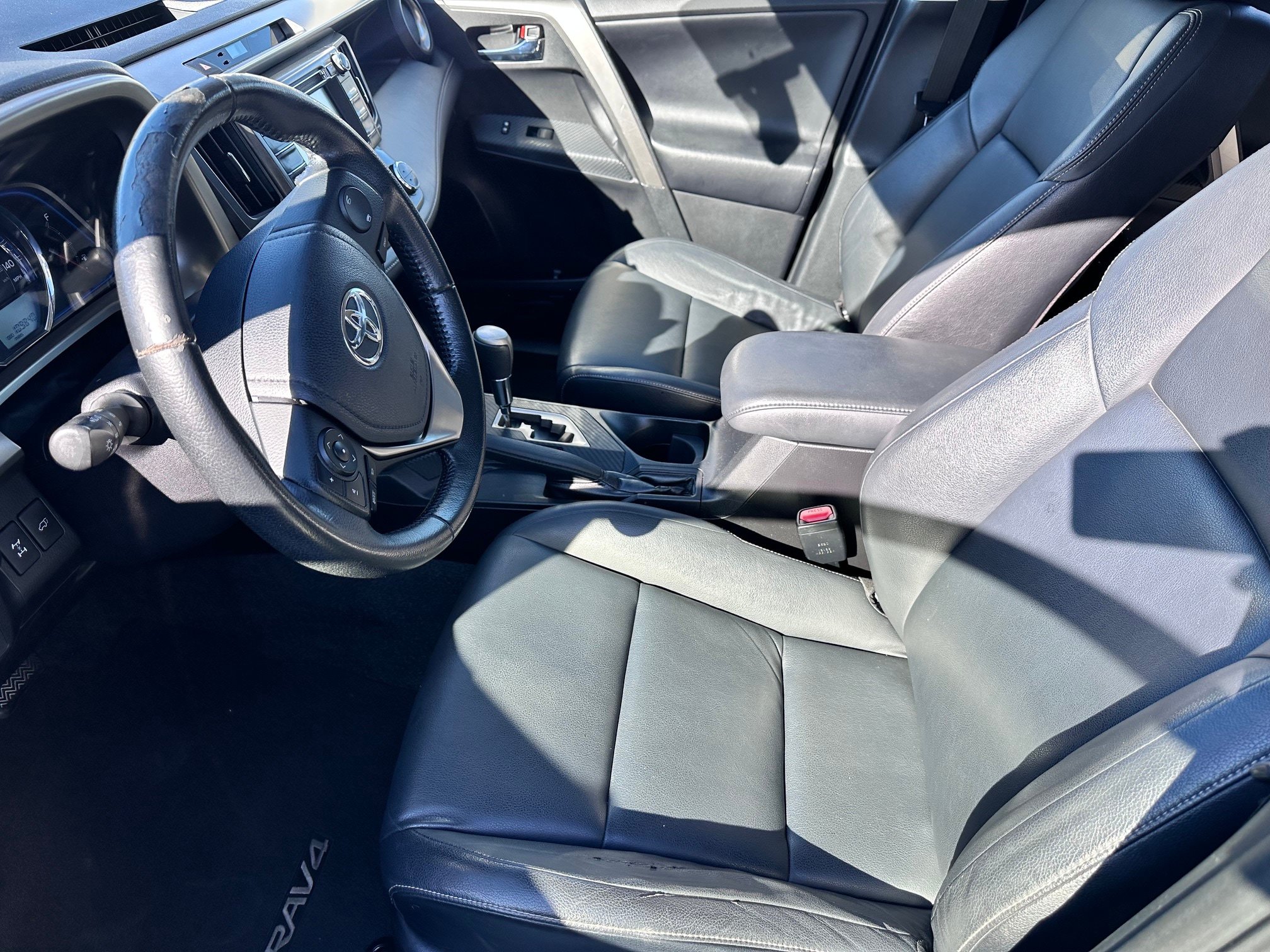 Used 2013 Toyota RAV4 Limited AWD/4WD image 5