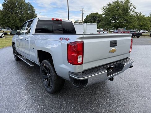Used 2018 Chevrolet Silverado 1500 LTZ AWD/4WD image 3