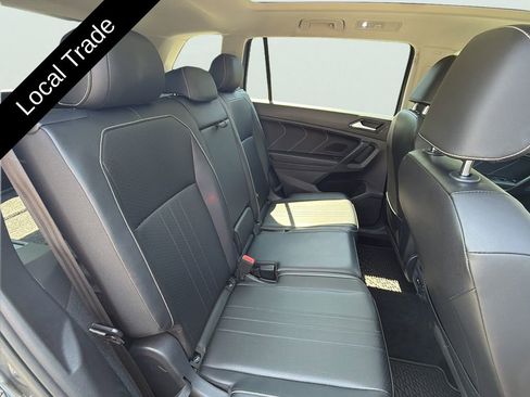 Used 2022 Volkswagen Tiguan SE FWD image 17