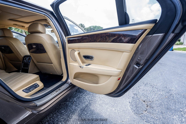 Used 2015 Bentley Flying Spur W12 AWD/4WD image 44