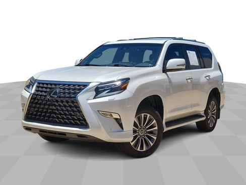 Used 2023 Lexus GX 460 Luxury w/ Accessory Package AWD/4WD image 4