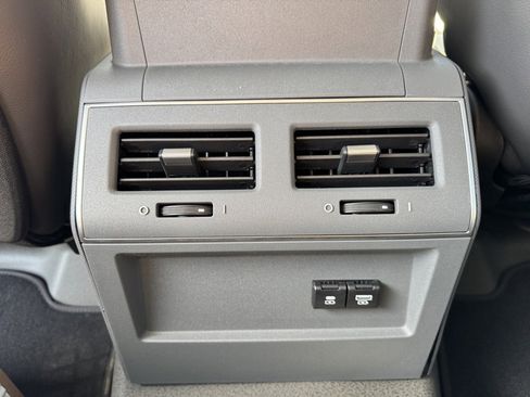 New 2025 INEOS Grenadier Fieldmaster Edition image 18