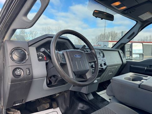Used 2016 Ford F250 XL w/ Power Equipment Group image 14