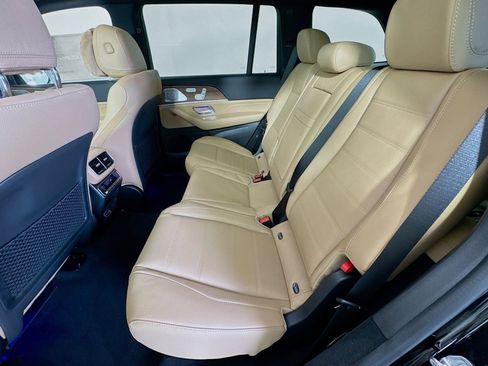 New 2025 Mercedes-Benz GLS 580 4MATIC image 22