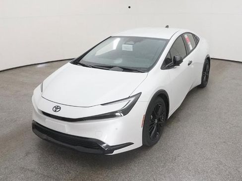 New 2026 Toyota Prius Plug-In Hybrid image 5