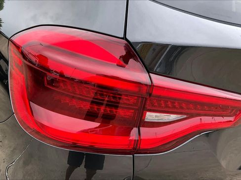 Used 2018 BMW X3 xDrive30i AWD/4WD image 29