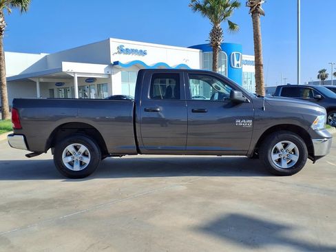 Used 2024 RAM 1500 Classic SLT AWD/4WD image 8