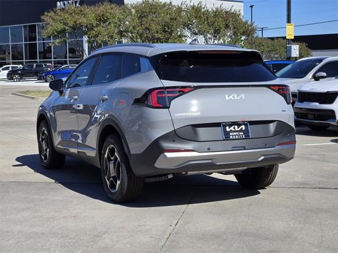 New 2026 Kia Sportage EX image 3