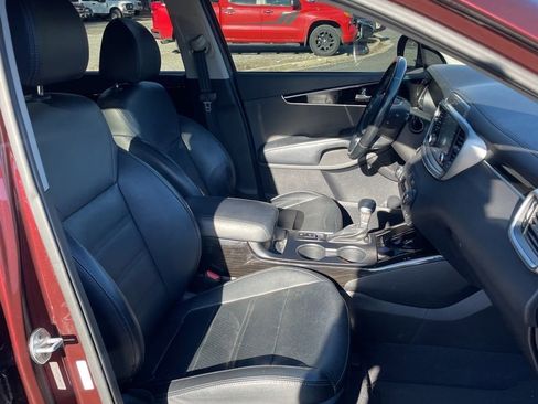 Used 2019 Kia Sorento EX w/ EX Touring Package image 6