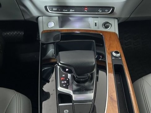 Certified 2023 Audi Q5 2.0T Premium w/ Convenience Package image 26