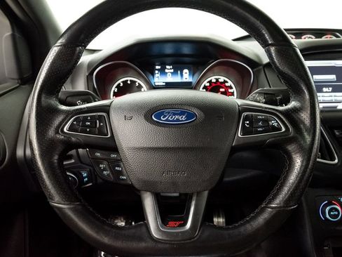 Used 2015 Ford Focus ST w/ Equipment Group 401A FWD image 14