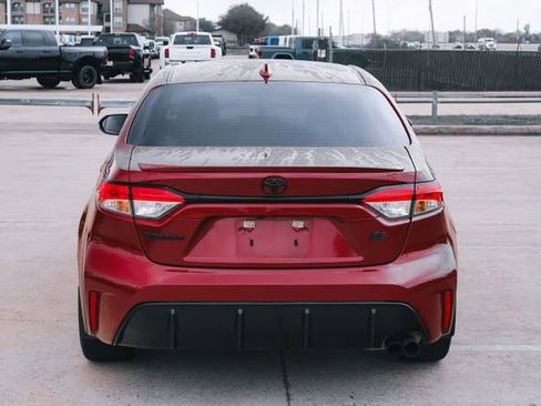 Used 2023 Toyota Corolla SE image 6