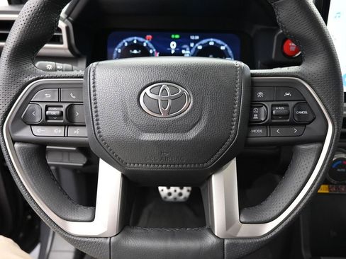 Used 2025 Toyota 4Runner TRD Sport image 11