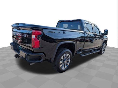 Certified 2024 Chevrolet Silverado 2500 Custom image 4