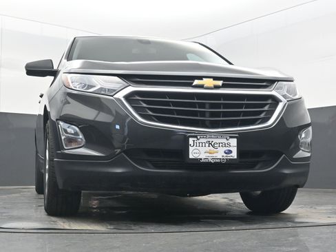 Used 2020 Chevrolet Equinox LS w/ LS Convenience Package image 23