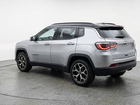 Used 2025 Jeep Compass Limited AWD/4WD image 6