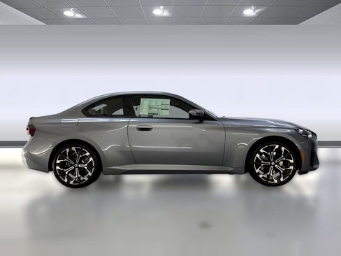 Used 2026 BMW 230i xDrive Coupe w/ Convenience Package AWD/4WD image 8