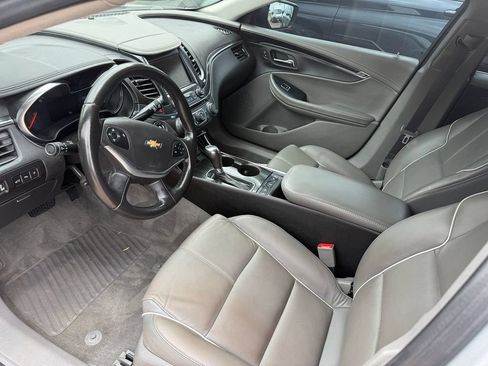 Used 2017 Chevrolet Impala Premier FWD image 3