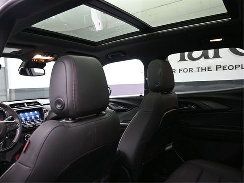 Used 2023 Chevrolet TrailBlazer RS w/ Sun and Liftgate Package image 24