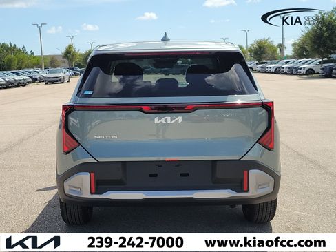 New 2027 Kia Seltos S FWD image 5