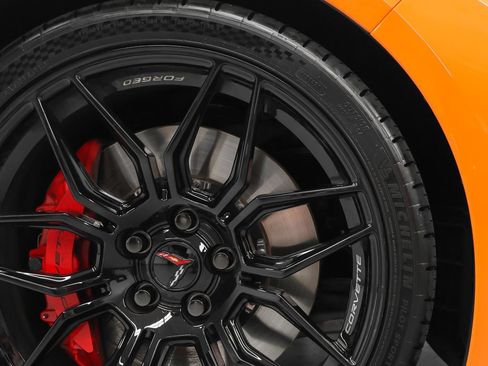 Used 2024 Chevrolet Corvette Z06 w/ Stealth Interior Trim Package RWD image 11