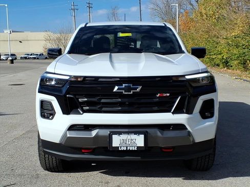 Used 2024 Chevrolet Colorado Z71 w/ Z71 Convenience Package 2 image 32