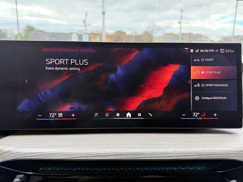 Used 2025 BMW 330i xDrive Sedan w/ M Sport Package image 58