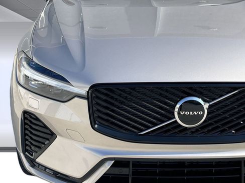 New 2026 Volvo XC60 B5 Core w/ Climate Package image 25