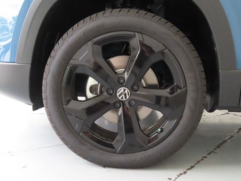 New 2026 Volkswagen Taos SEL AWD/4WD image 28