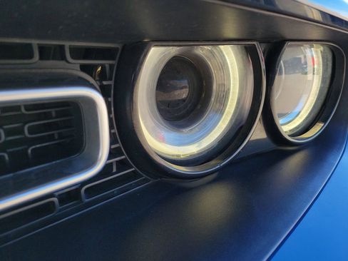 Used 2020 Dodge Challenger SXT image 37