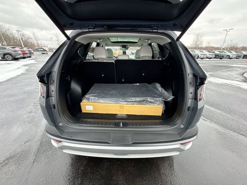 Used 2025 Hyundai Tucson Limited image 28