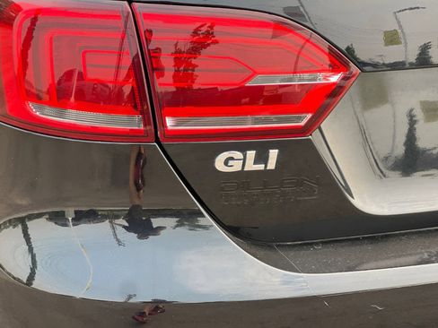 Used 2014 Volkswagen Jetta GLI Autobahn FWD image 25