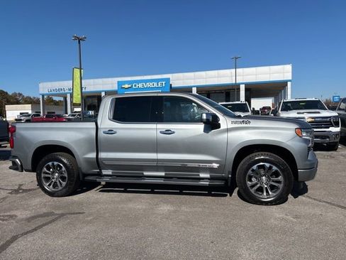 New 2026 Chevrolet Silverado 1500 High Country w/ LPO, Dark Essentials Package image 2