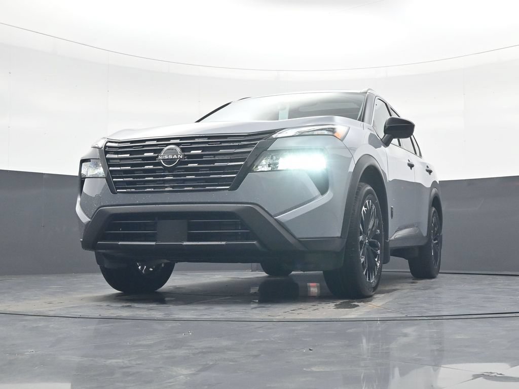 Certified 2026 Nissan Rogue Dark Armor FWD image 25