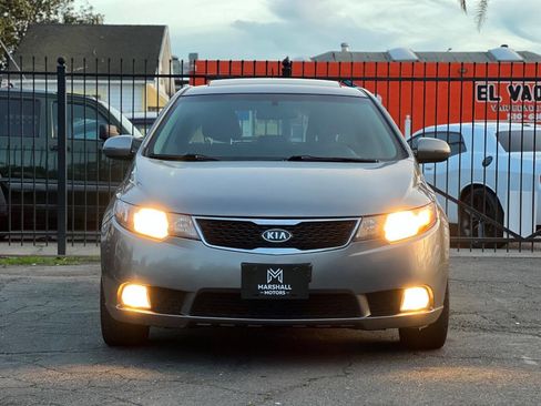 Used 2012 Kia Forte SX image 2