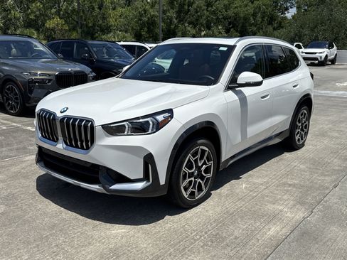 New 2026 BMW X1 xDrive28i w/ Convenience Package AWD/4WD image 3